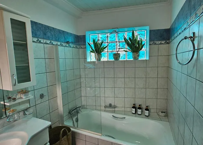 Marily's Seaview With Private Jacuzzi And Bbq