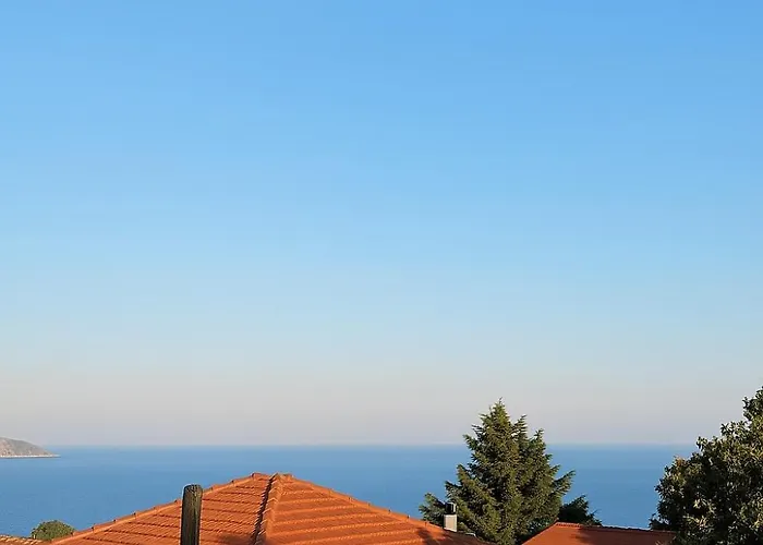 Marily's Seaview With Private Jacuzzi And Bbq