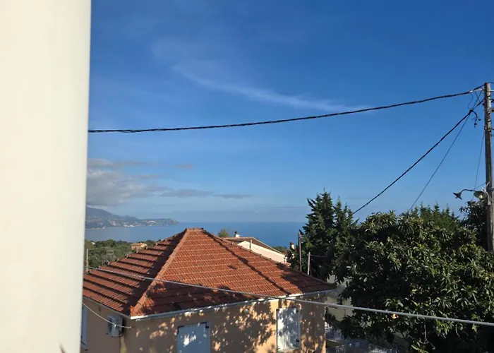Marily's Seaview With Private Jacuzzi And Bbq